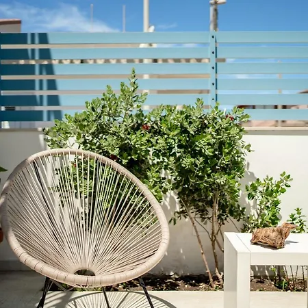 Bed & Breakfast Via Del Mare 36