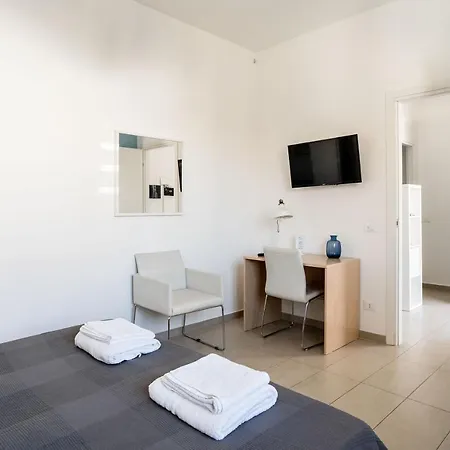 Bed & Breakfast Via Del Mare 36 *