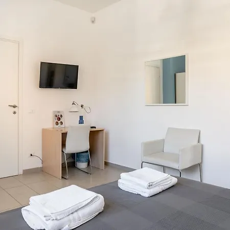 Via Del Mare 36 Bed & Breakfast